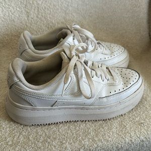 Nike court vision Alta